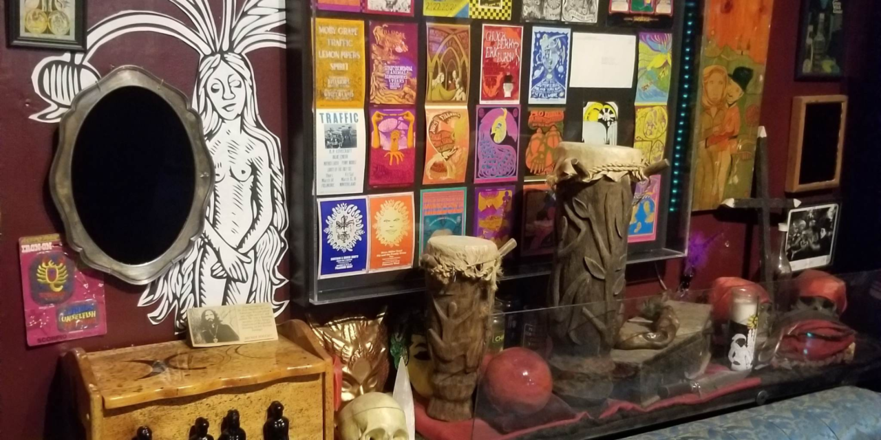 A Visit to the Buckland Museum of Witchcraft – Tasseography, Ouija, Witchcraft Antiques, Giger Art & a Michelle Belanger Collection & so much more!